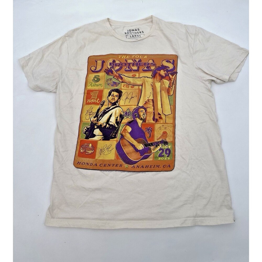 Jonas Brothers Happiness Begins Tour 2023‎ Concert T-shirt Size Large